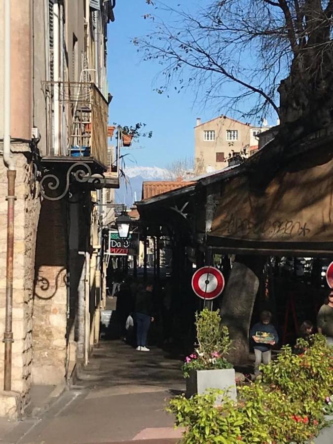Apartment With Mediterranean Charm In The Heart Of The Provencal Market Антіб Екстер'єр фото